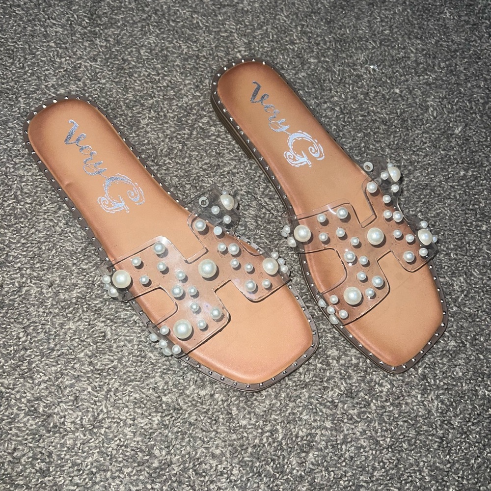 Very g sandals